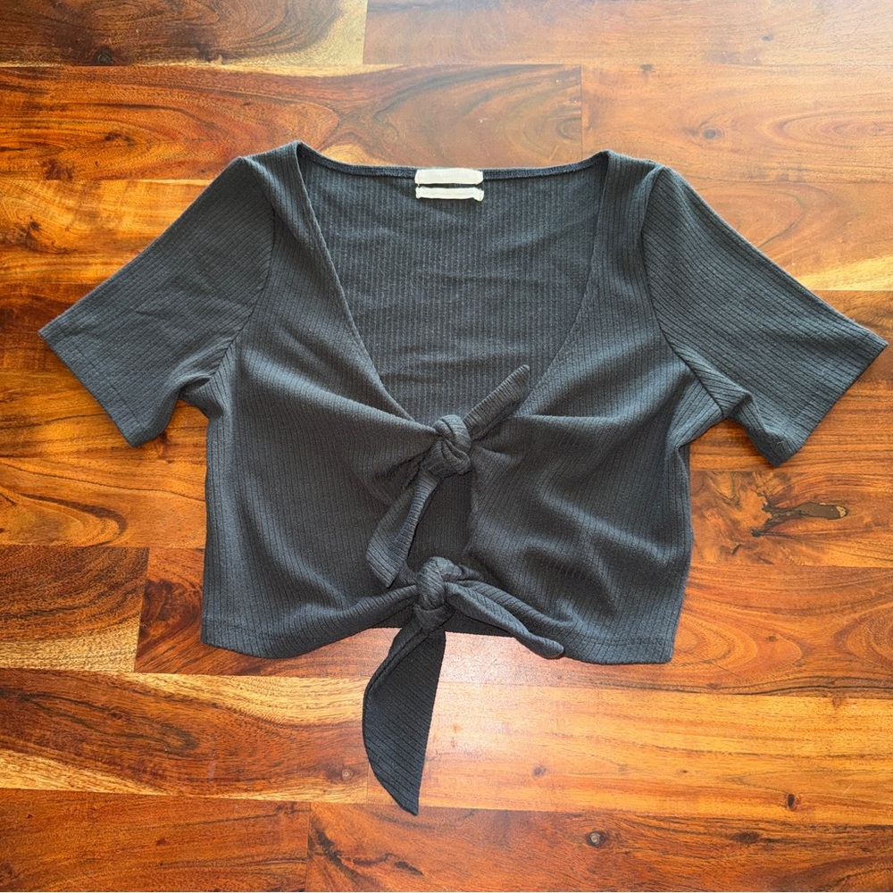 Urban Outfitters Black Tie-Front Ribbed Crop Top - Women's